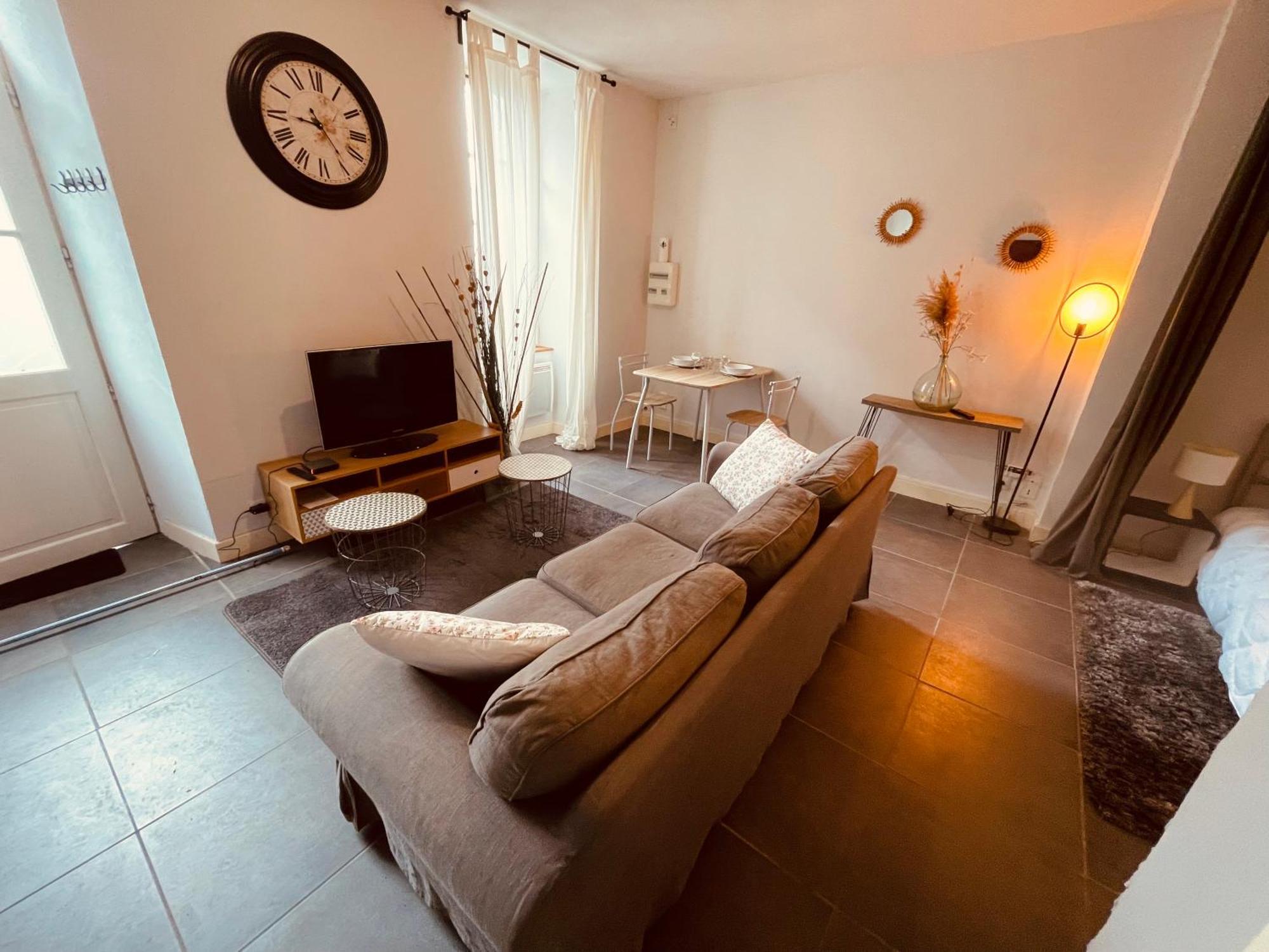 Appartement L'Albuconis 4 à Aubusson  Extérieur photo